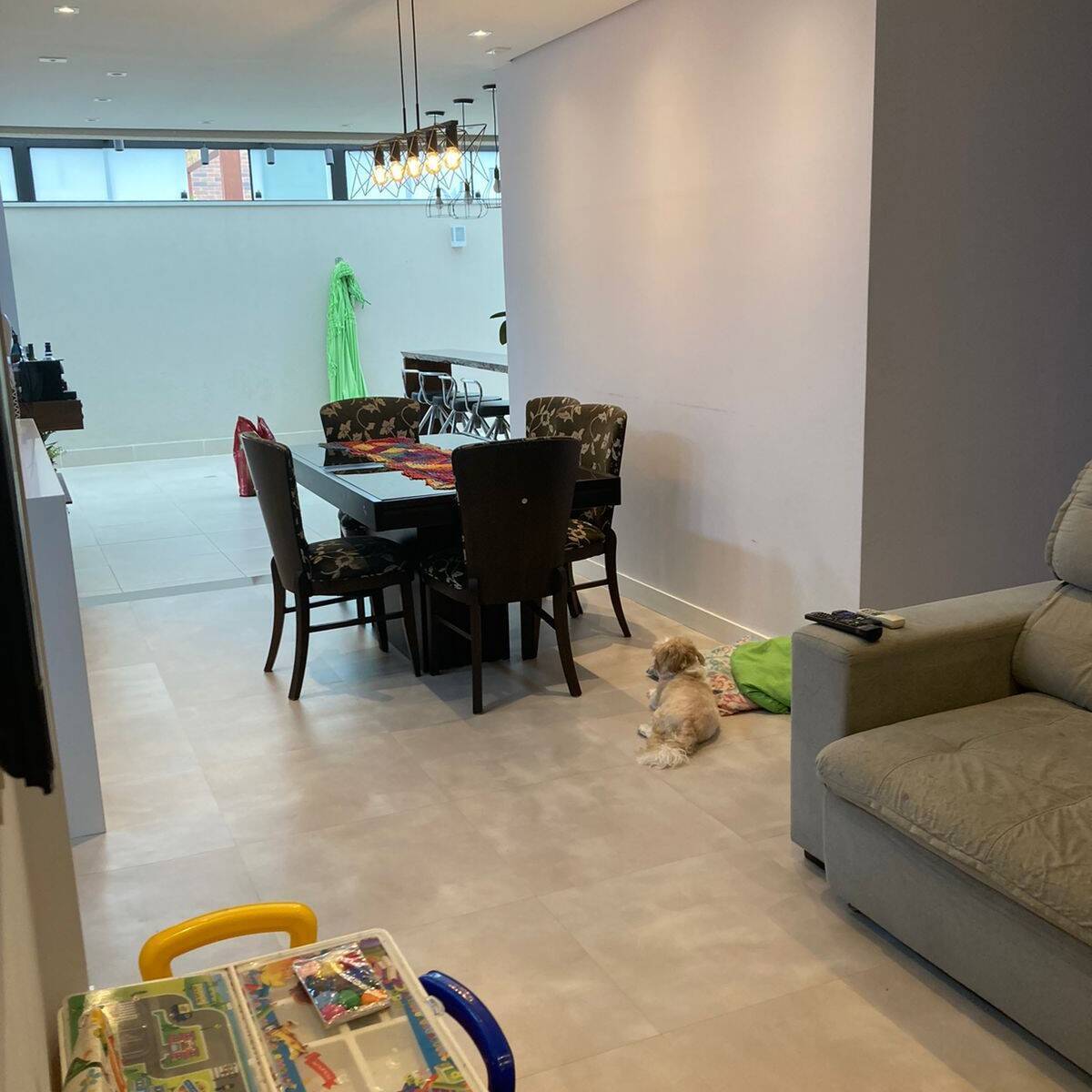 Apartamento à venda com 3 quartos, 155m² - Foto 2