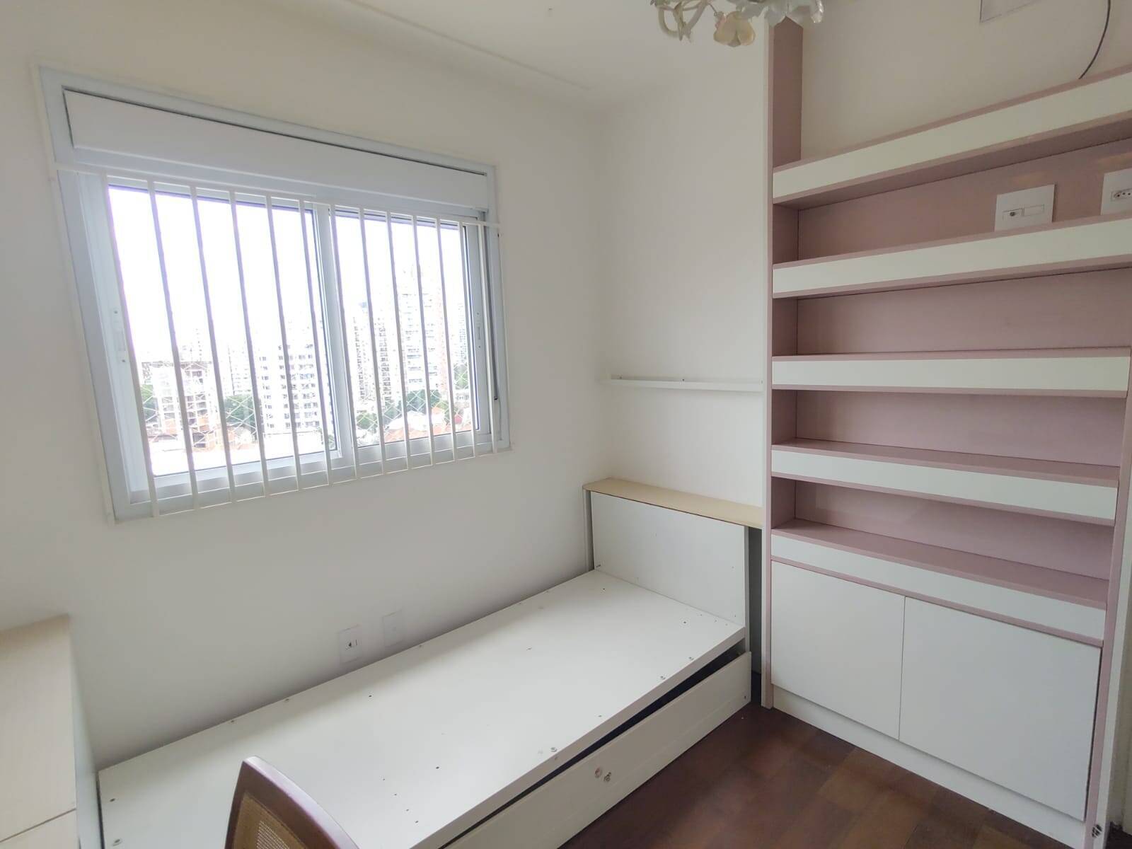 Apartamento à venda com 3 quartos, 150m² - Foto 23