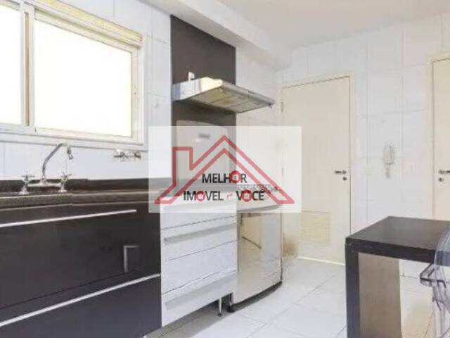 Venda em Alto de Pinheiros - São Paulo