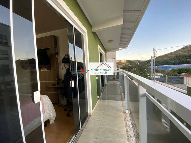 Casa para Venda em Poços de Caldas - 2