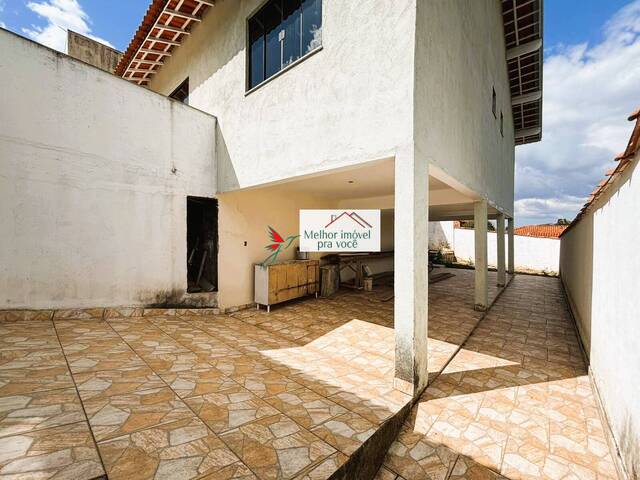 Casa para Venda em Poços de Caldas - 3