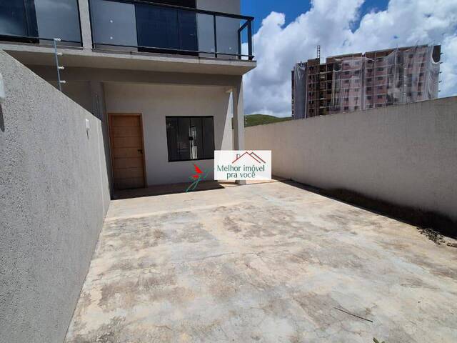 #445 - Casa para Venda em Poços de Caldas - MG - 2