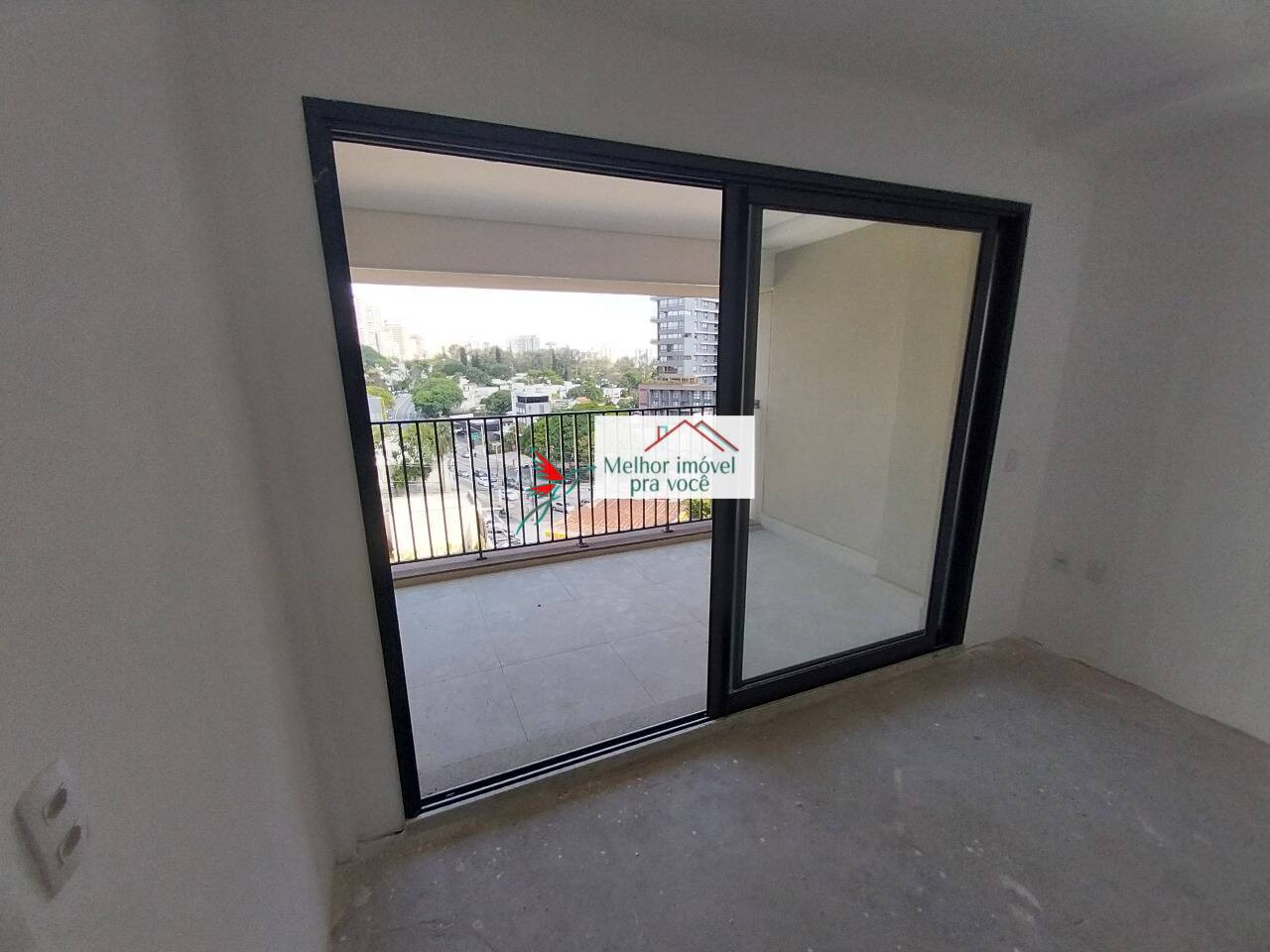 STUDIO - VILA MADALENA - RECEM ENTREGUE