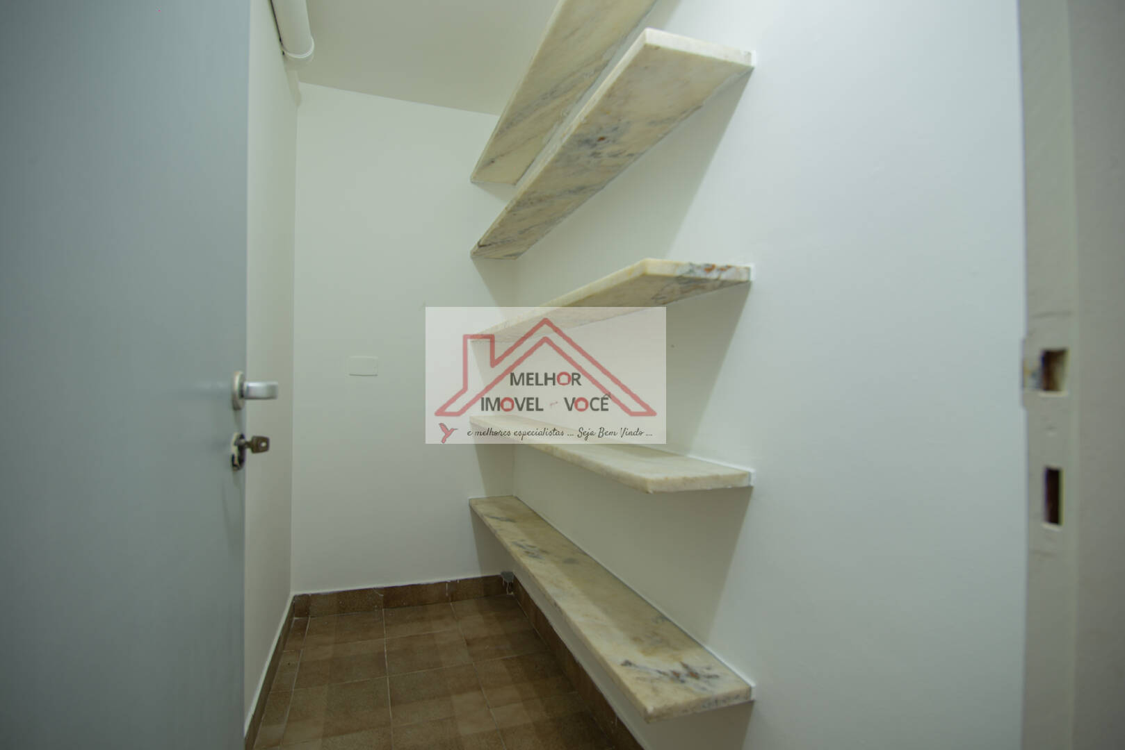Casa à venda com 4 quartos, 700m² - Foto 7