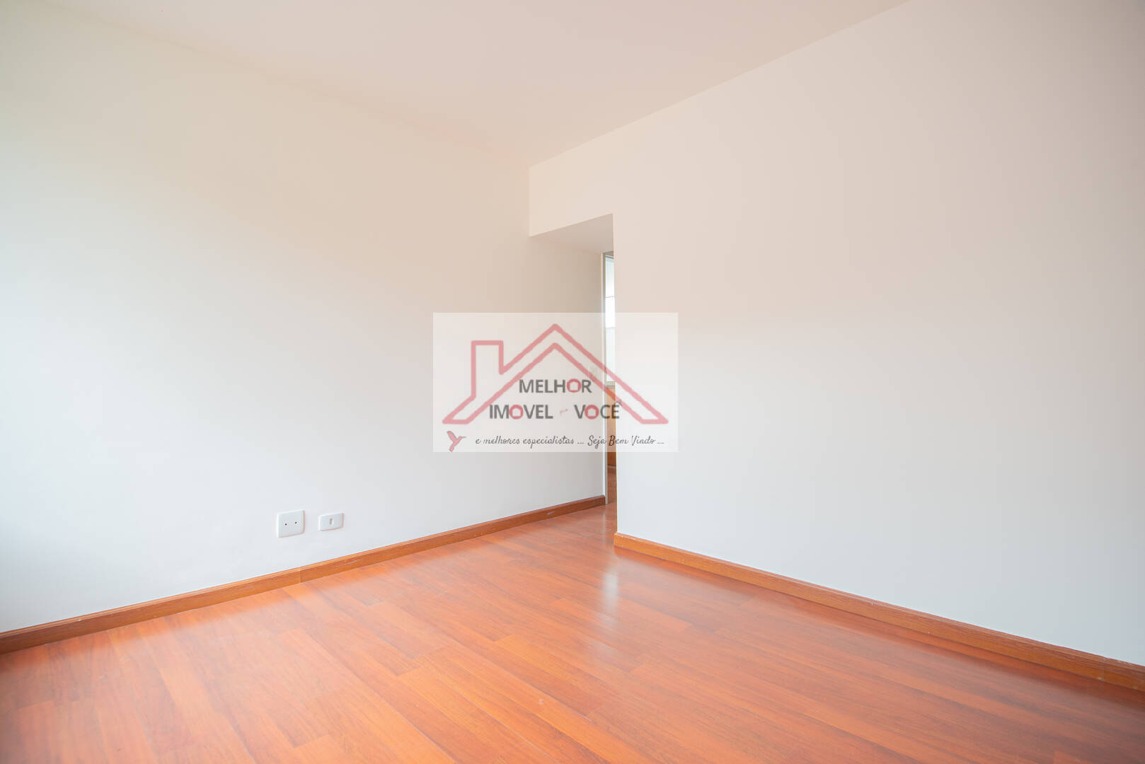 Casa à venda com 4 quartos, 700m² - Foto 10