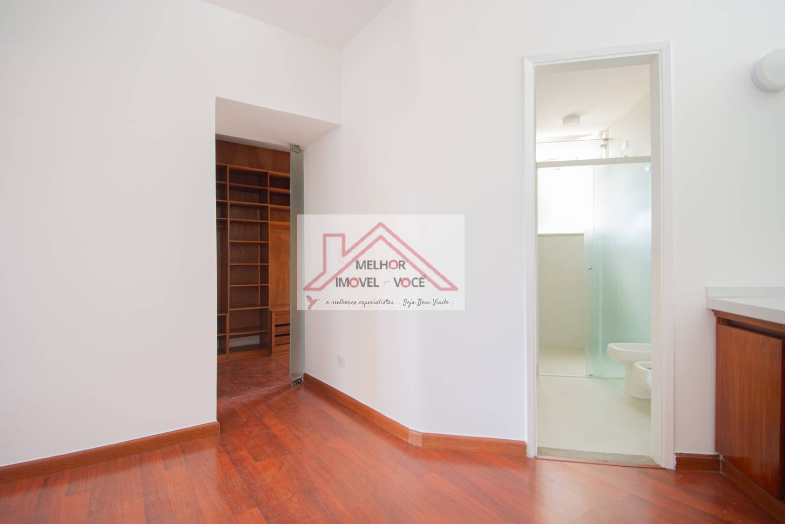 Casa à venda com 4 quartos, 700m² - Foto 12