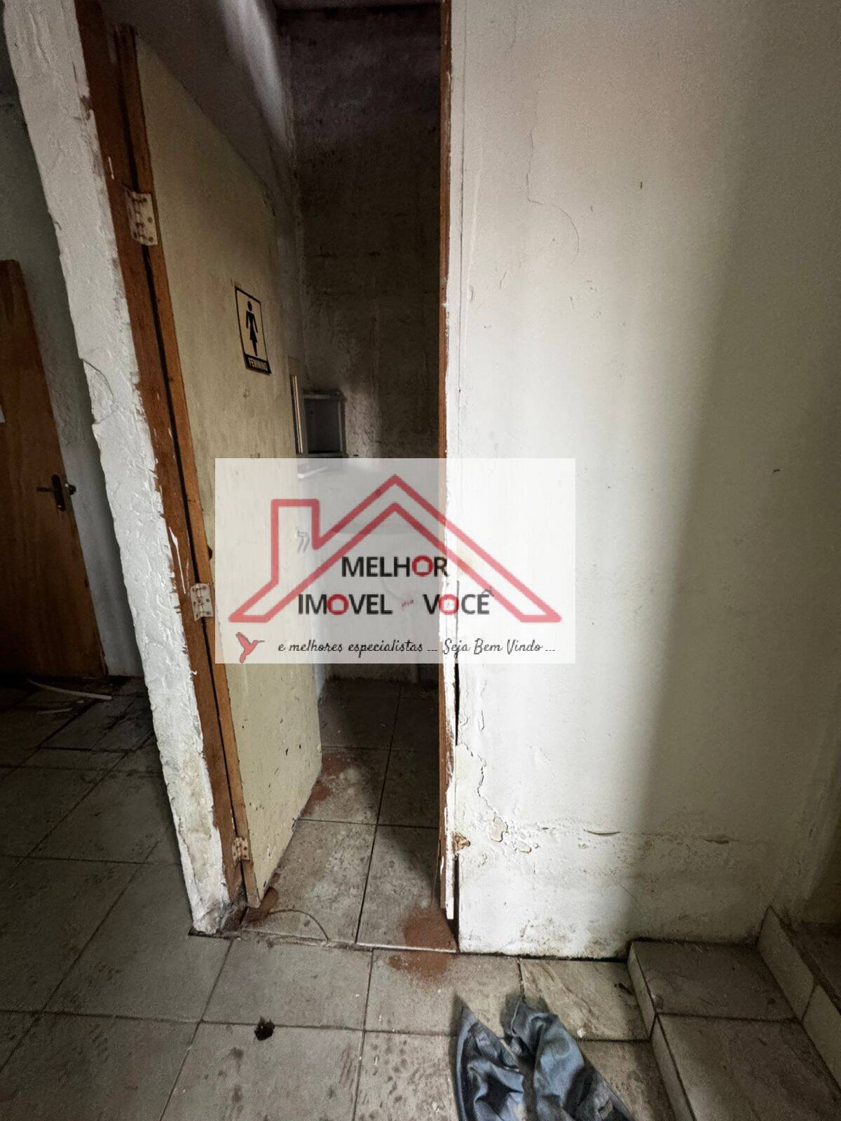 Casa à venda e aluguel com 2 quartos, 150m² - Foto 43