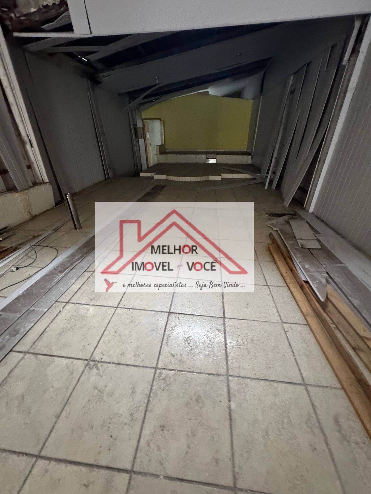 Casa à venda e aluguel com 2 quartos, 150m² - Foto 42
