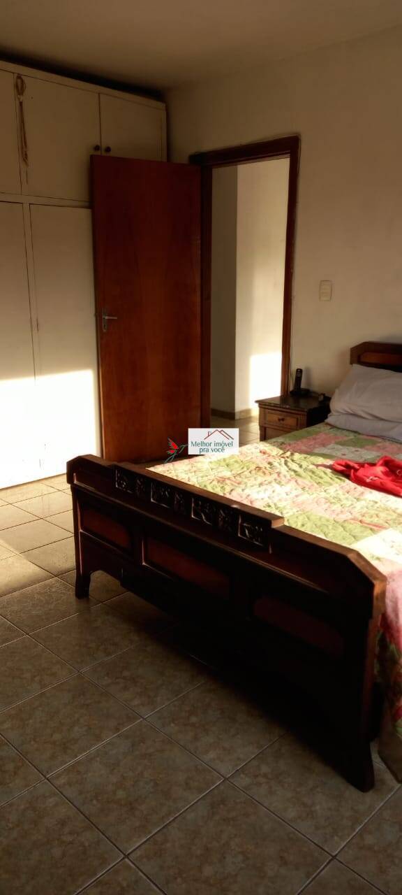 Casa, 3 quartos, 330 m² - Foto 13