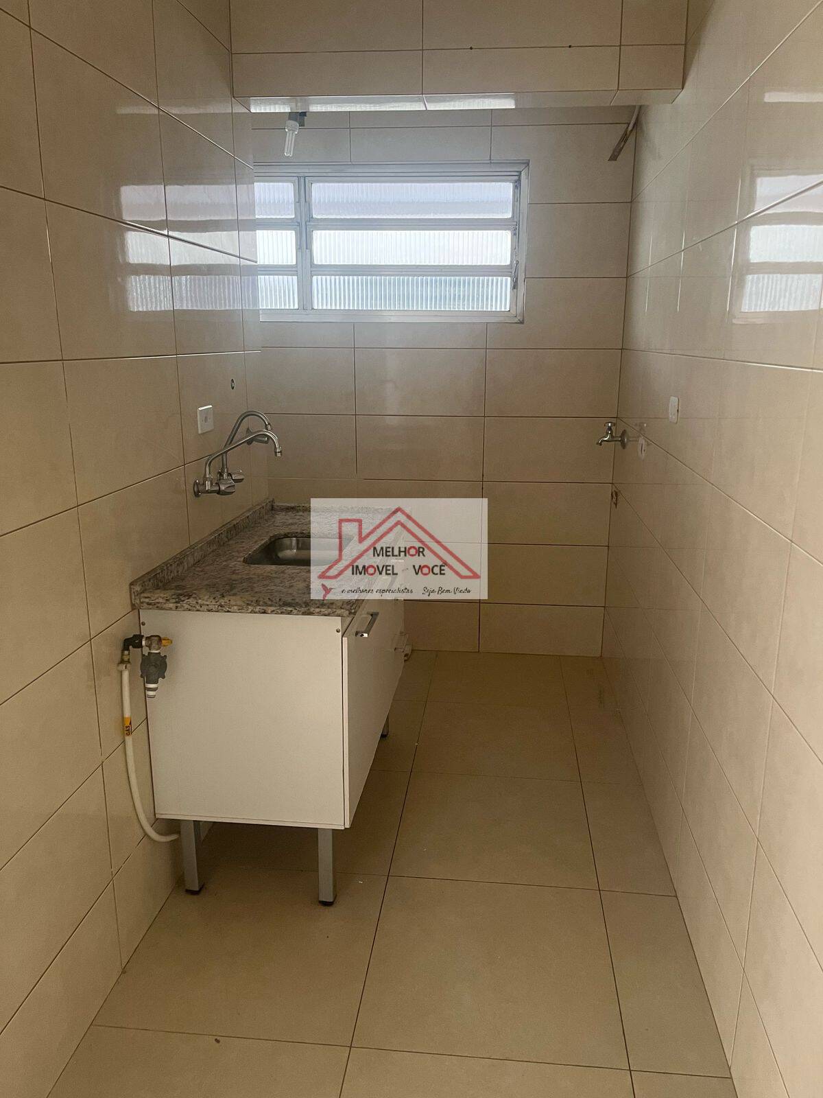 APARTAMENTO PARA LOCAÇÃO PRONTO PARA MUDAR. EXCELENTE LOCALIZAÇÃO