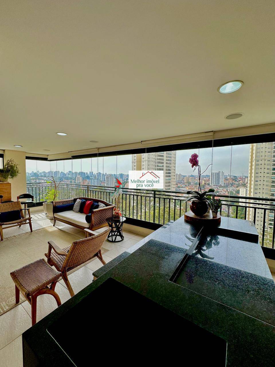 Apartamento, 4 quartos, 193 m² - Foto 1