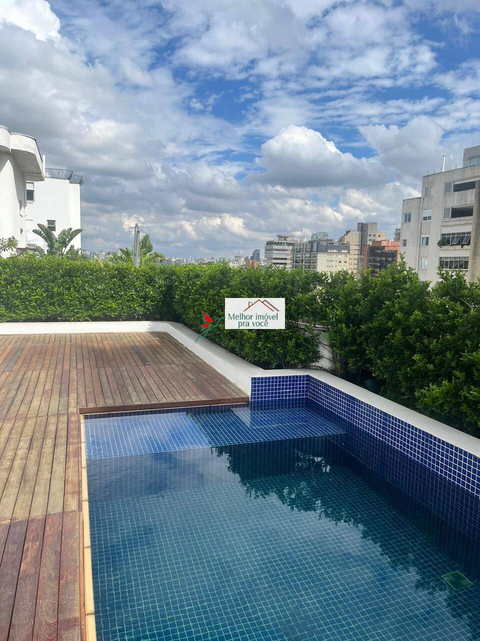 COBERTURA DUPLEX PARA LOCAÇÃO E VENDA - VISTA PANORÂMICA E LIVING INTEGRADO